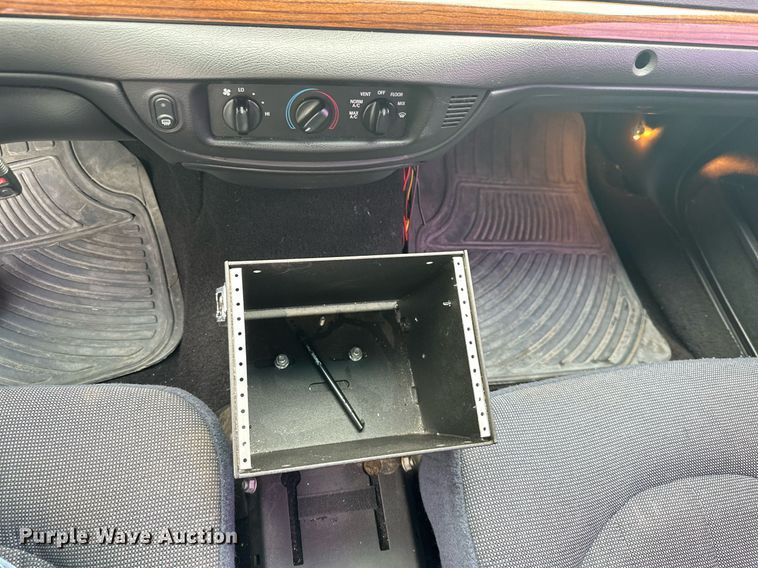 image for item KT9286 2008 Ford Crown Victoria