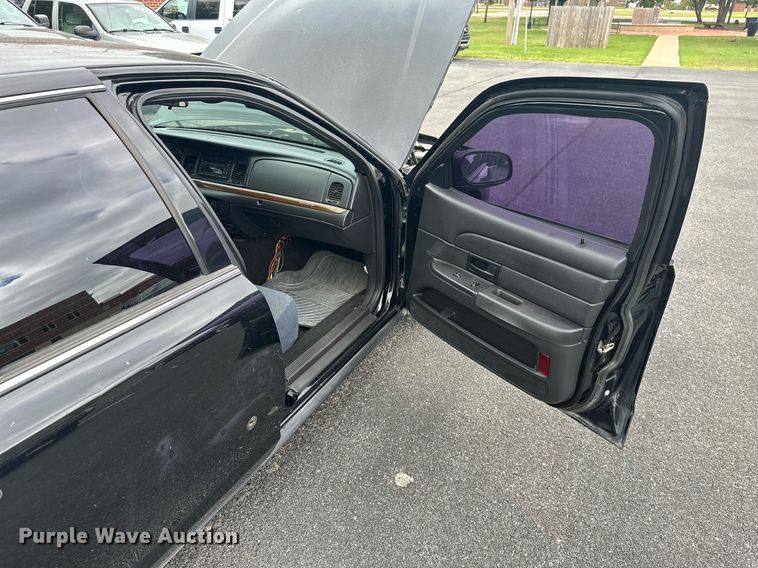 image for item KT9286 2008 Ford Crown Victoria