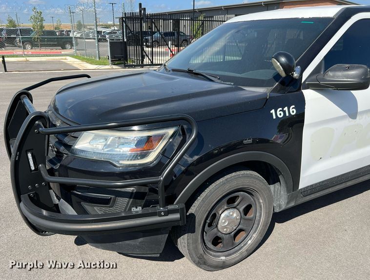 image for item LF9450 2016 Ford Explorer Police Interceptor  SUV