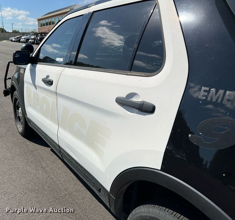 image for item LF9450 2016 Ford Explorer Police Interceptor  SUV