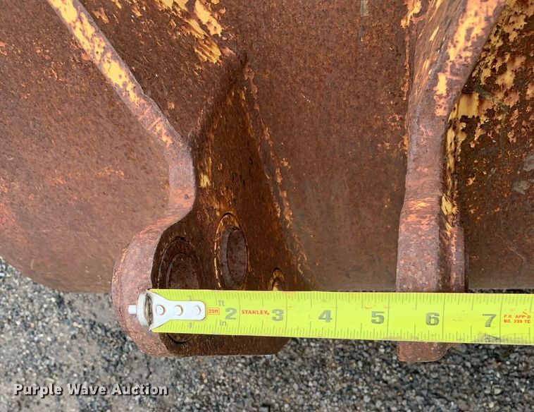 image for item LH9669 Vail 580 HD36  excavator bucket