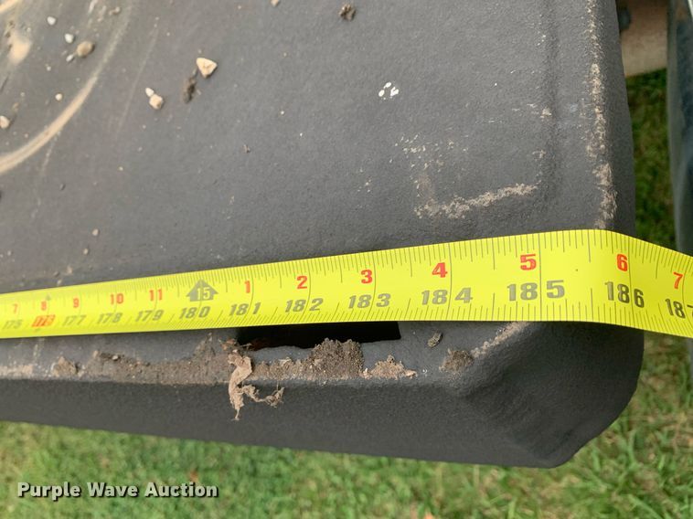 image for item LH9671 1986 Chevrolet CC7D042  flatbed truck