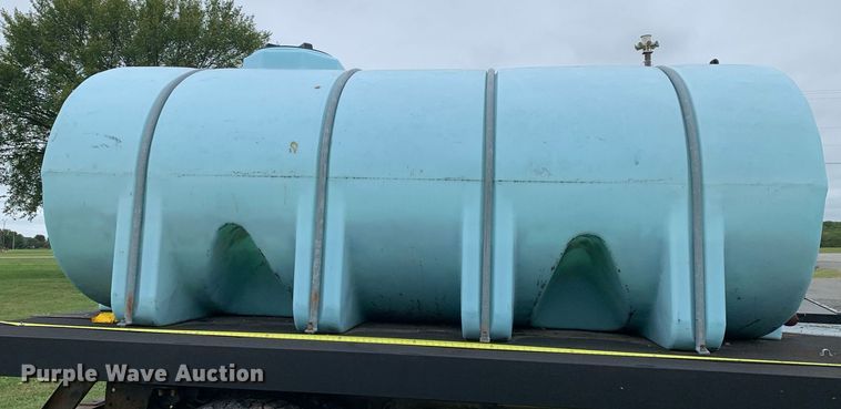 image for item LH9671 1986 Chevrolet CC7D042  flatbed truck