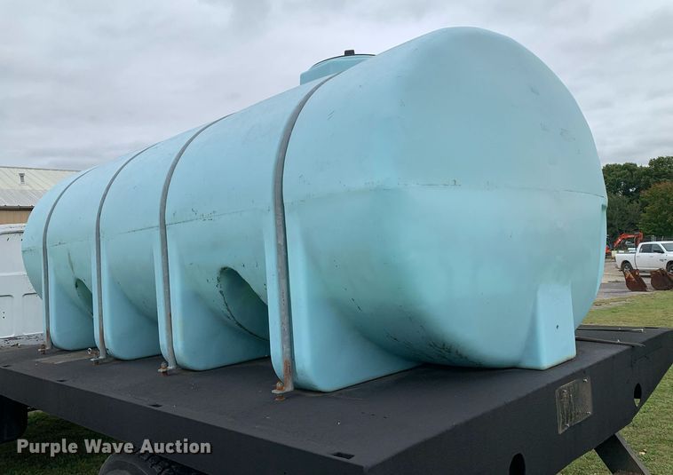 image for item LH9671 1986 Chevrolet CC7D042  flatbed truck