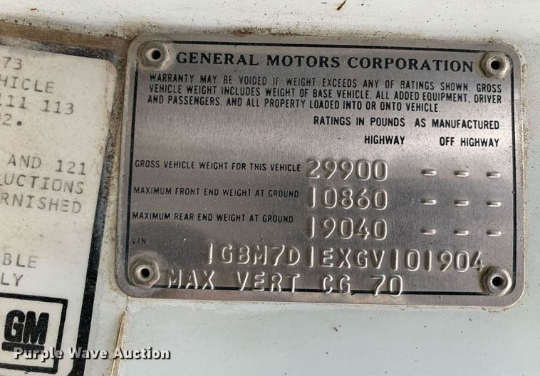 image for item LH9671 1986 Chevrolet CC7D042  flatbed truck