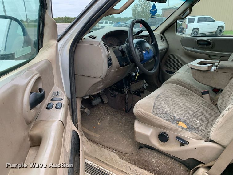 image for item LH9672 2000 Ford F150  SuperCab pickup truck