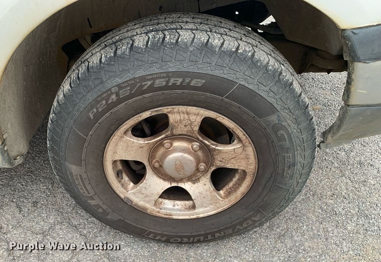 image for item LH9672 2000 Ford F150  SuperCab pickup truck