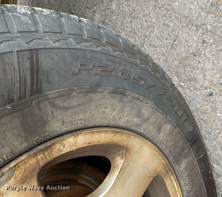 image for item LH9672 2000 Ford F150  SuperCab pickup truck