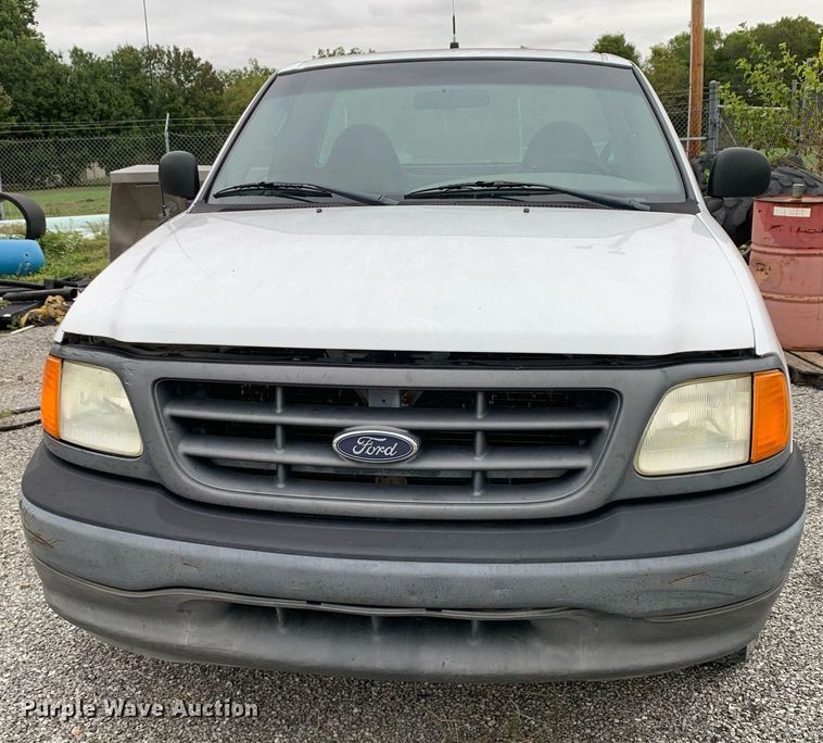 image for item LH9673 2004 Ford F150  pickup truck