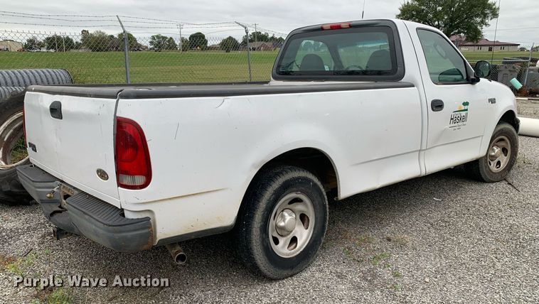 image for item LH9673 2004 Ford F150  pickup truck