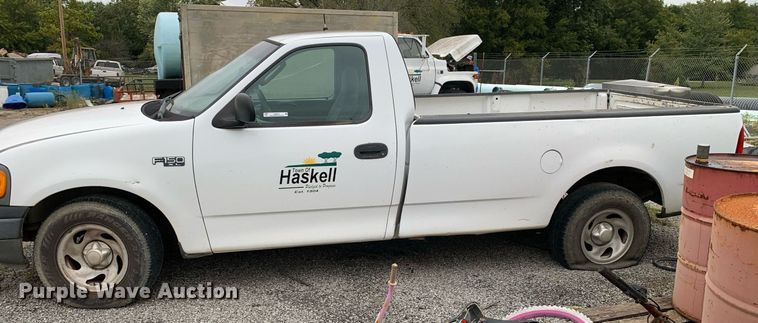 image for item LH9673 2004 Ford F150  pickup truck