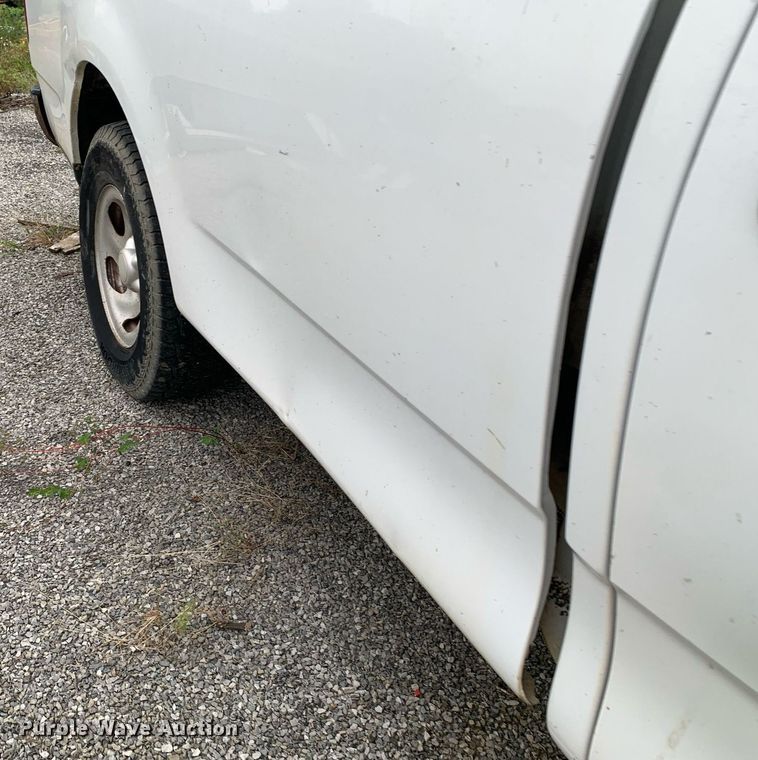 image for item LH9673 2004 Ford F150  pickup truck