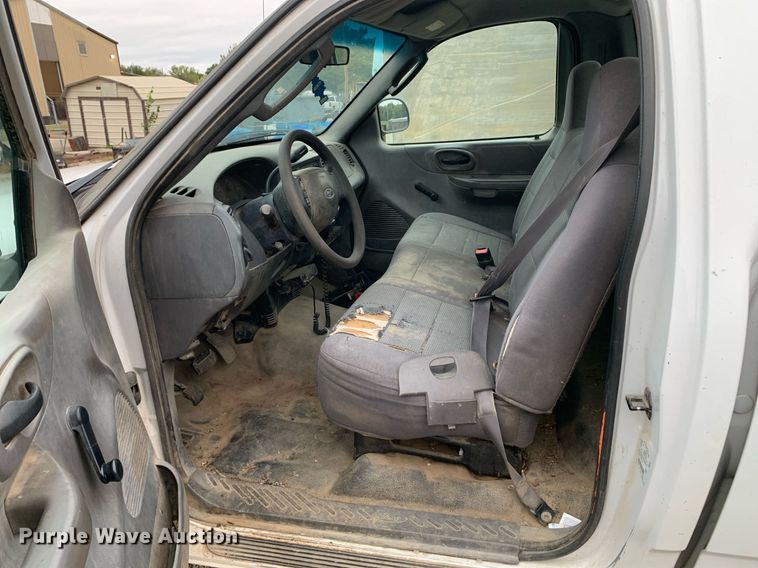 image for item LH9673 2004 Ford F150  pickup truck