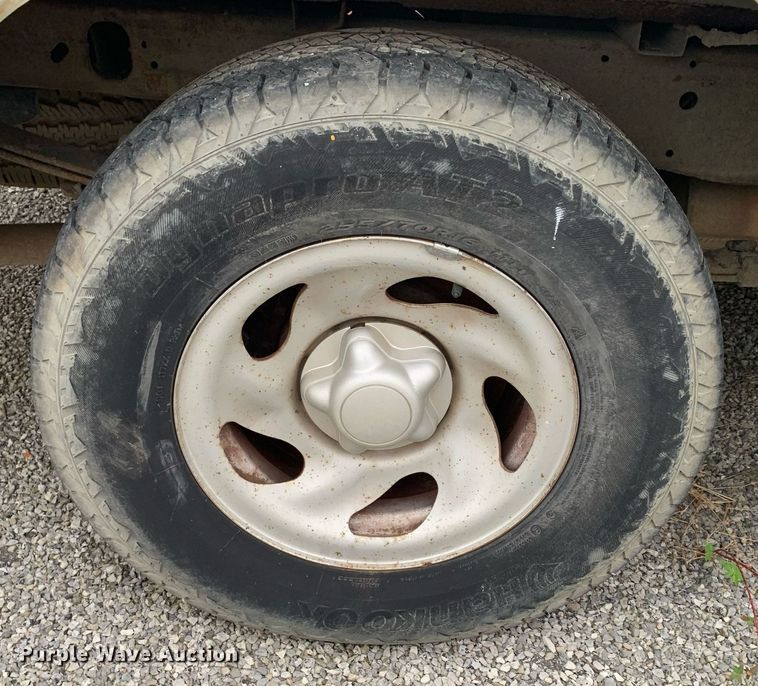 image for item LH9673 2004 Ford F150  pickup truck