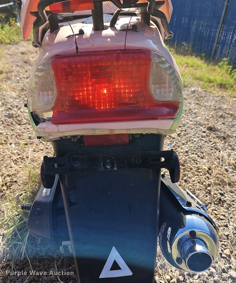 image for item LM9125 2008 BENZHOU MC-08-50B  scooter