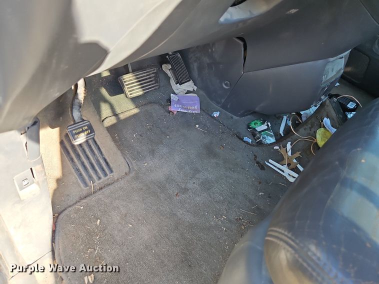 image for item LM9126 2006 Honda Odyssey  van