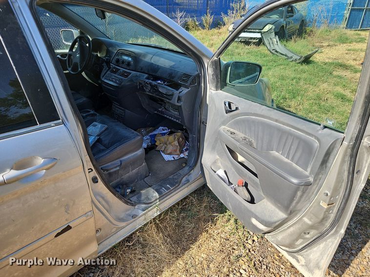 image for item LM9126 2006 Honda Odyssey  van