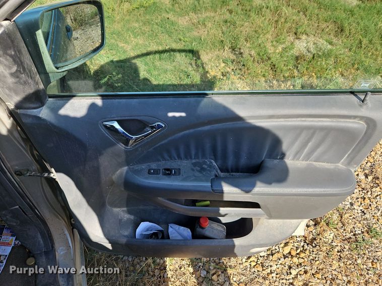 image for item LM9126 2006 Honda Odyssey  van