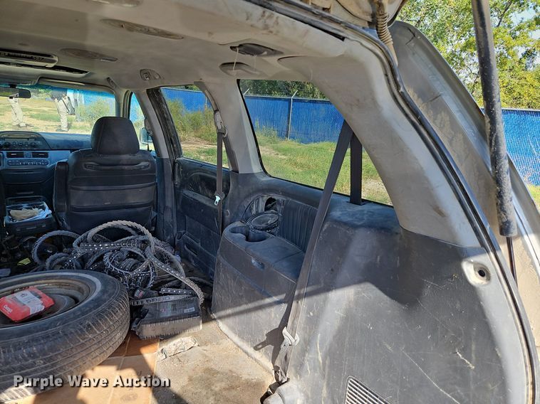 image for item LM9126 2006 Honda Odyssey  van