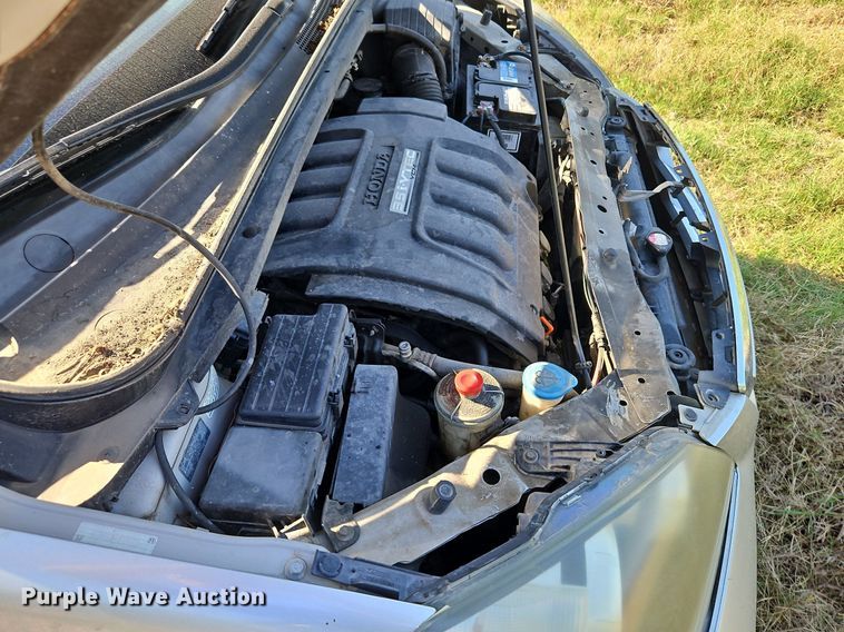 image for item LM9126 2006 Honda Odyssey  van