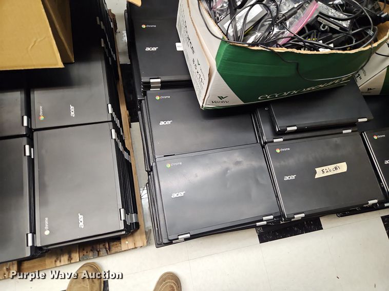 image for item LM9247 Acer  Approximately 500 Acer C7318T N15Q8 Chromebooks