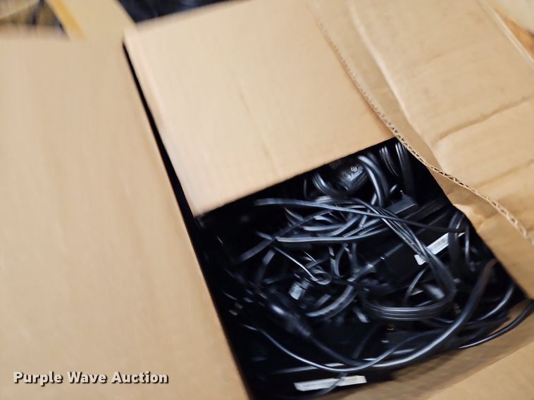 image for item LM9247 Acer  Approximately 500 Acer C7318T N15Q8 Chromebooks