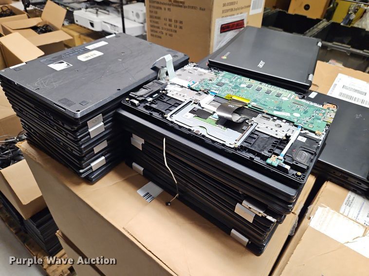 image for item LM9247 Acer  Approximately 500 Acer C7318T N15Q8 Chromebooks