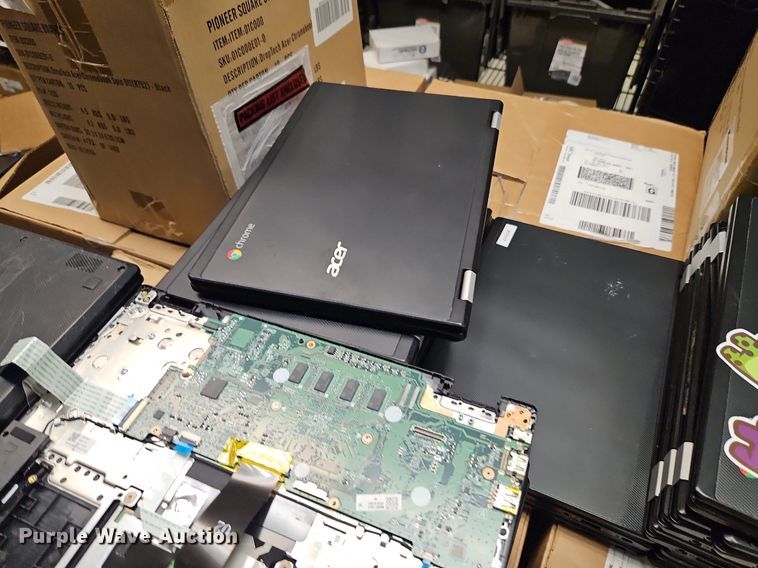 image for item LM9247 Acer  Approximately 500 Acer C7318T N15Q8 Chromebooks