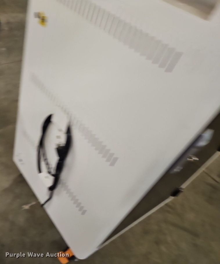 image for item LM9252 (4) charging carts