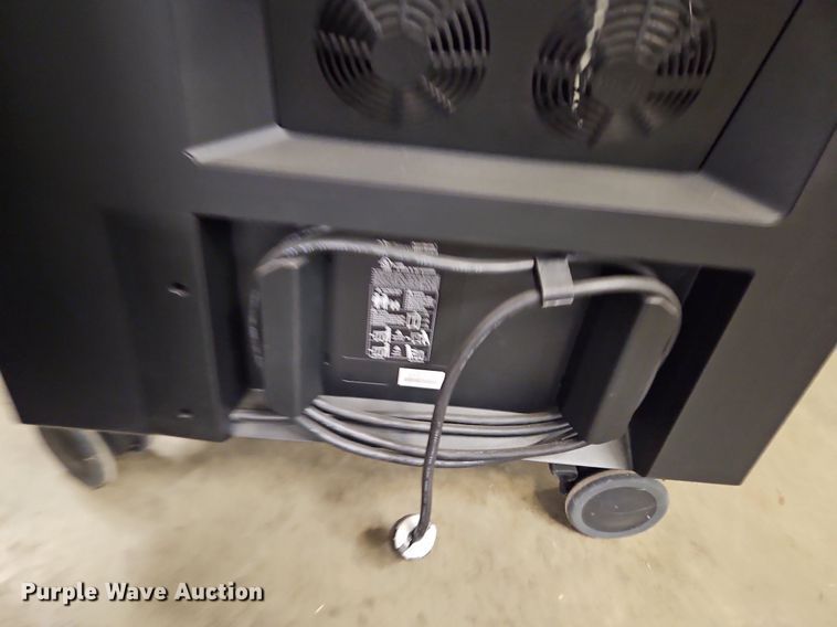 image for item LM9252 (4) charging carts