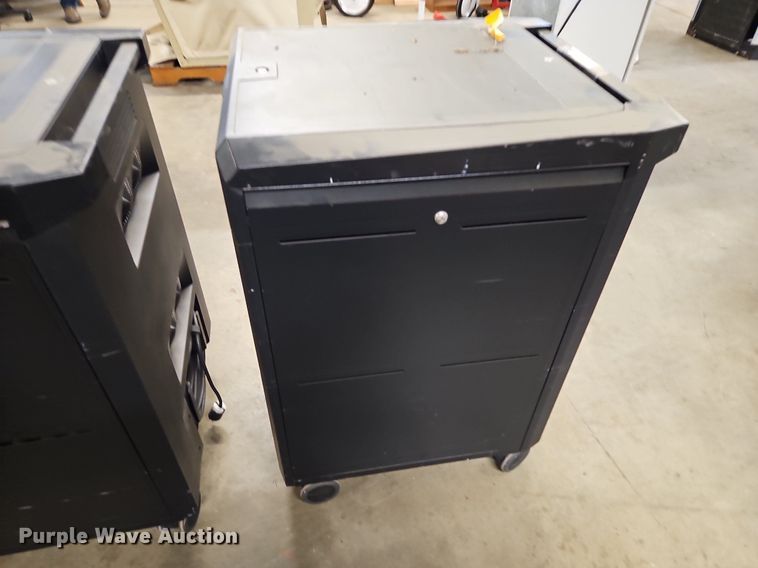 image for item LM9252 (4) charging carts