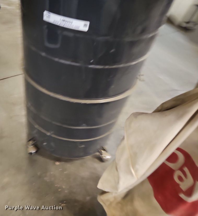 image for item LM9253 Dayton 3AA17A  two stage dust collector