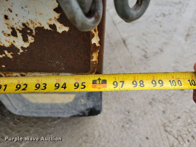 image for item LO9842 2000 Freightliner FL70  dump truck