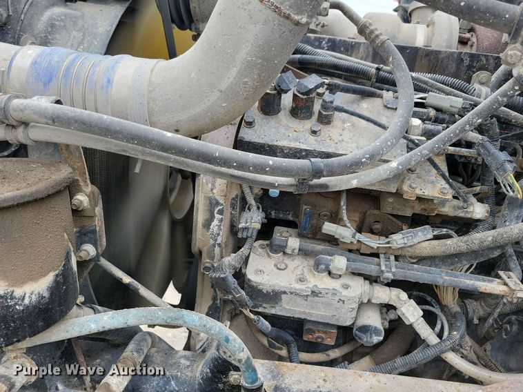 image for item LO9842 2000 Freightliner FL70  dump truck