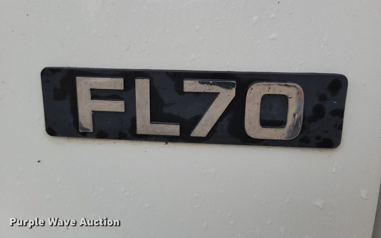 image for item LO9842 2000 Freightliner FL70  dump truck