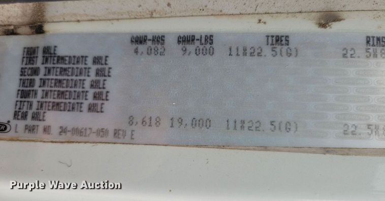 image for item LO9842 2000 Freightliner FL70  dump truck