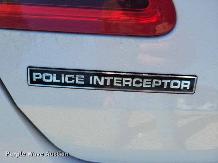 image for item LO9846 2018 Ford Taurus Police Interceptor