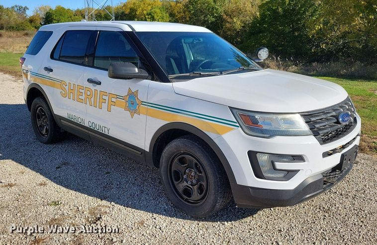 image for item LO9847 2017 Ford Explorer Police Interceptor  SUV