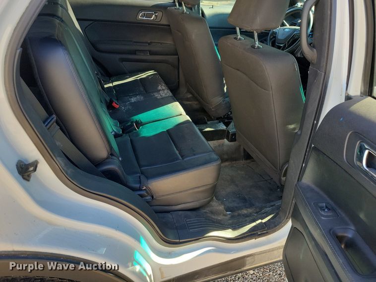 image for item LO9847 2017 Ford Explorer Police Interceptor  SUV