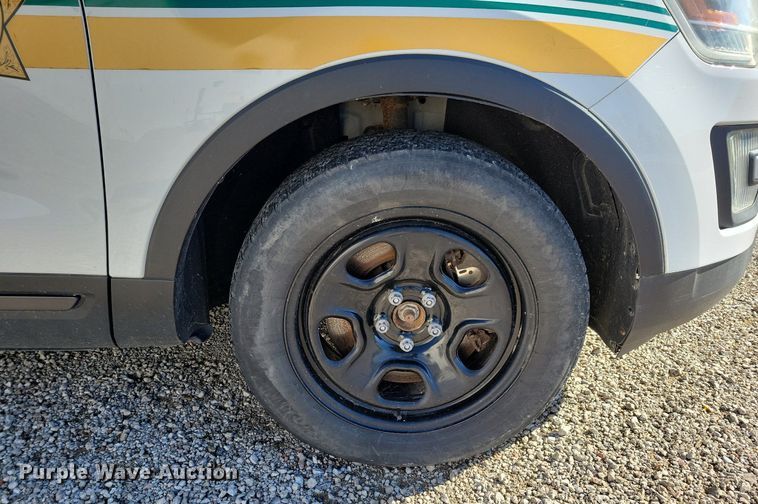 image for item LO9847 2017 Ford Explorer Police Interceptor  SUV