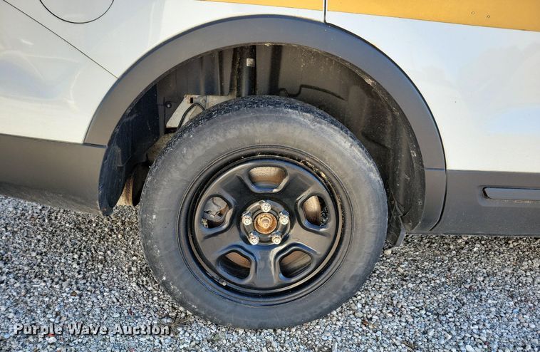 image for item LO9847 2017 Ford Explorer Police Interceptor  SUV