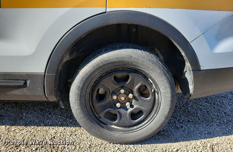 image for item LO9847 2017 Ford Explorer Police Interceptor  SUV