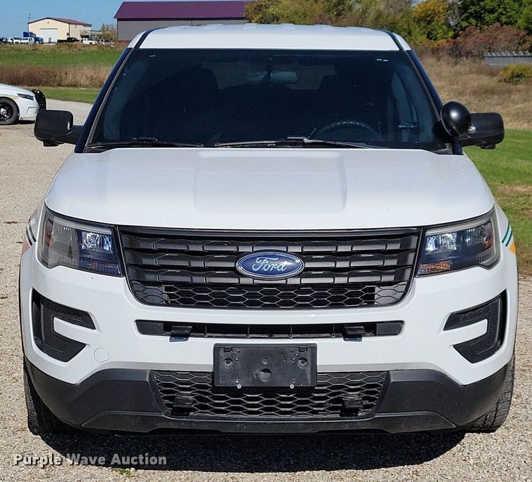 image for item LO9850 2019 Ford Explorer Police Interceptor  SUV