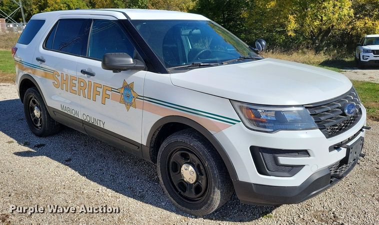 image for item LO9850 2019 Ford Explorer Police Interceptor  SUV