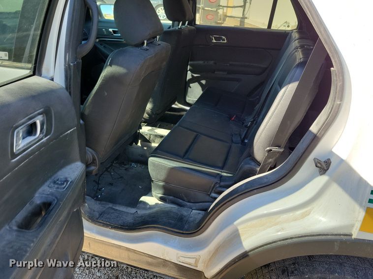 image for item LO9850 2019 Ford Explorer Police Interceptor  SUV