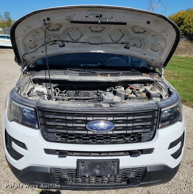 image for item LO9850 2019 Ford Explorer Police Interceptor  SUV