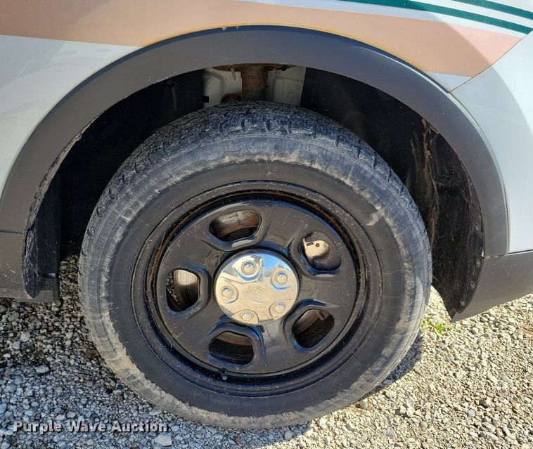 image for item LO9850 2019 Ford Explorer Police Interceptor  SUV