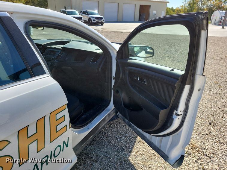 image for item LO9851 2018 Ford Taurus Police Interceptor