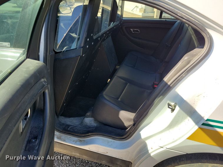image for item LO9851 2018 Ford Taurus Police Interceptor