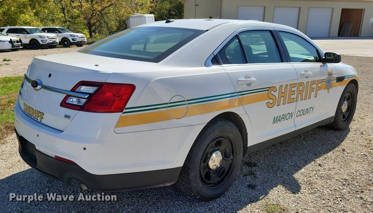 image for item LO9852 2019 Ford Taurus Police Interceptor